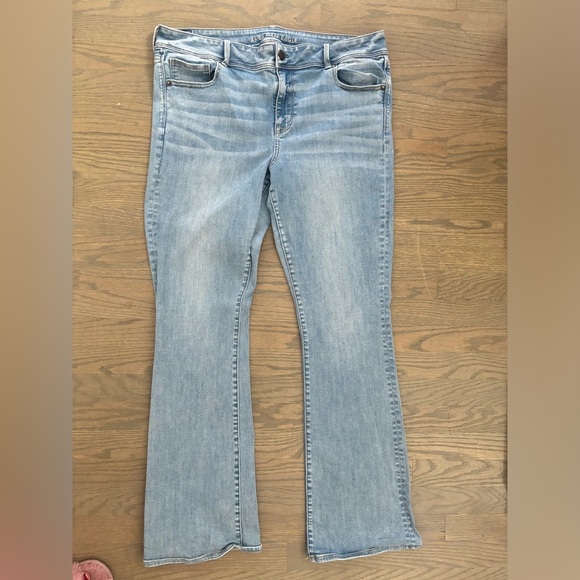 American Eagle Kick Boot Light Wash Boot Cut Jeans women’s size 20 Long - Picture 13 of 13